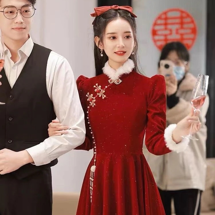 【2枚購入で 3oo円OFF】スーツ花嫁2025女性のための冬のワインレッドエンゲージメントドレス太いスタイルの結婚式のリターンドアカジュアルウェア