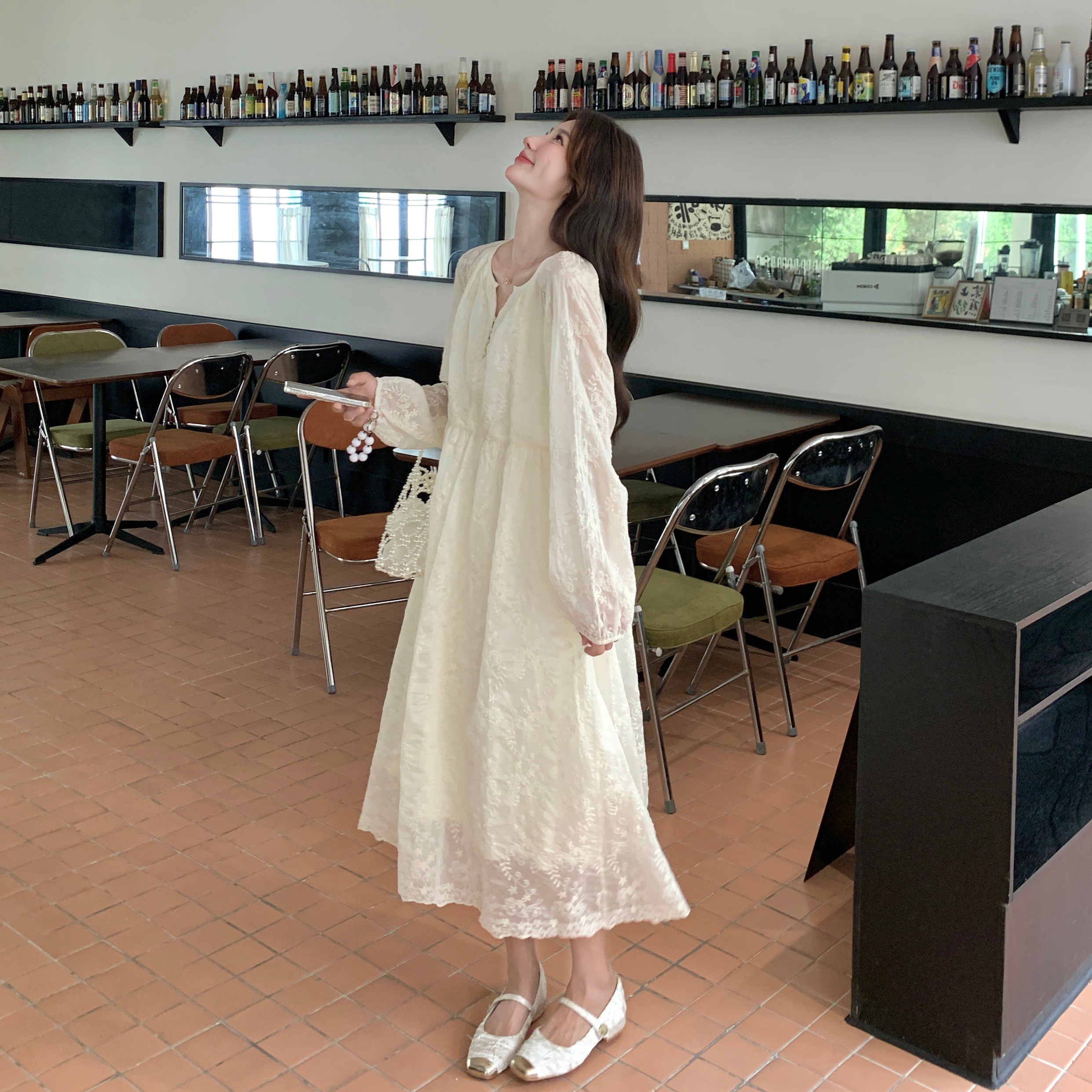 2024年初秋の女性のための絶妙なオフホワイトの刺繍スカート超美しくエレガントな女神風のドレス