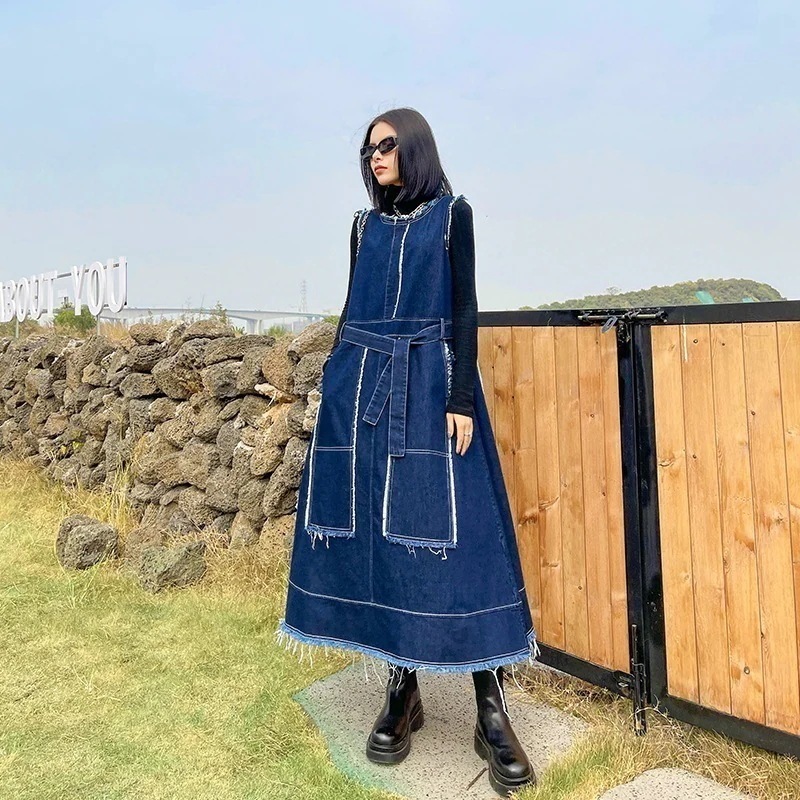 ヴィンテージスタイルデニムベストドレス 背中のドレスと女性の春と秋の新しいネクタイウエスト細いファッションカジュアルドレス冬のワンピース