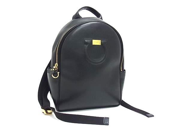 サルヴァトーレフェラガモ リュックサック ガンチーニ バックパック レザー 21 H008 ブラック ゴールド金具 ショルダーバッグ ハンドバッグ アウトドア 旅行 大容量【本物保証】