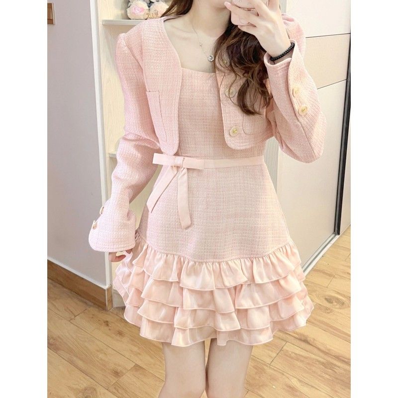 [急速出荷]韓国風系ファッション気質ショート丈コート+キャミソールワンピースセットアップスカートins パーティードレス(最安値保証)