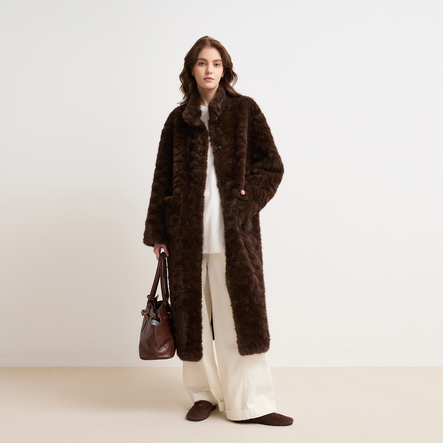 2025冬 ゆるゆるロングカラーボタンスタンドカラーエコファーオールインワンジャケットラムヘアコート