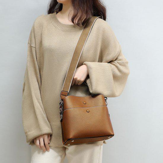 ショルダーバッグ ハンドバッグ レディース 大人 通勤バッグ 肩掛けバッグ 肩掛け きれいめ バッグ 2way 牛革 本革 レザー レザーバッグ 通勤 ショルダー おしゃれ 上品 高見え 高級感 ジッ