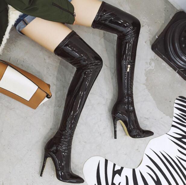 レディースブーツ　エナメルロングブーツ　ニーハイブーツ　ストレット　ロング丈　秋冬　ストレッチソックスブーツ　ピンヒール　ハイヒール　7.5/10.0/11.5センチ　ポインテッドトゥ大きいサイズ　小