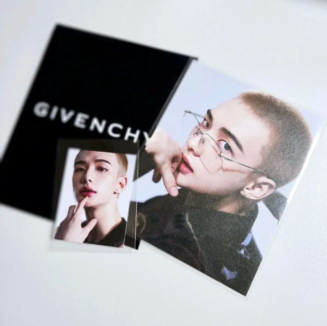 Stray Kids HYUNJIN フォトカード フォト葉書 PHOTO SET 眼鏡 beauty ambassador givenchy hyunjin 6,799円