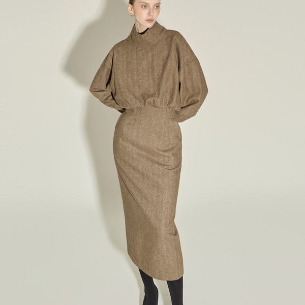 D9574 ハイネック ウール ワンピース