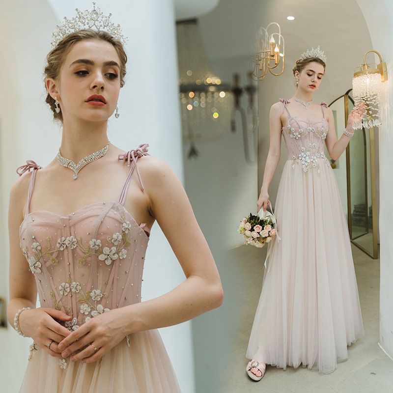 韓国ファッション 二次会 結婚式 パーティードレス 仙女ピンクの花のセクシーなキャミソールドレス花嫁ウエディングドレス ウエディングドレス シンプルワンワードショルダー花嫁ウエディングドレス
