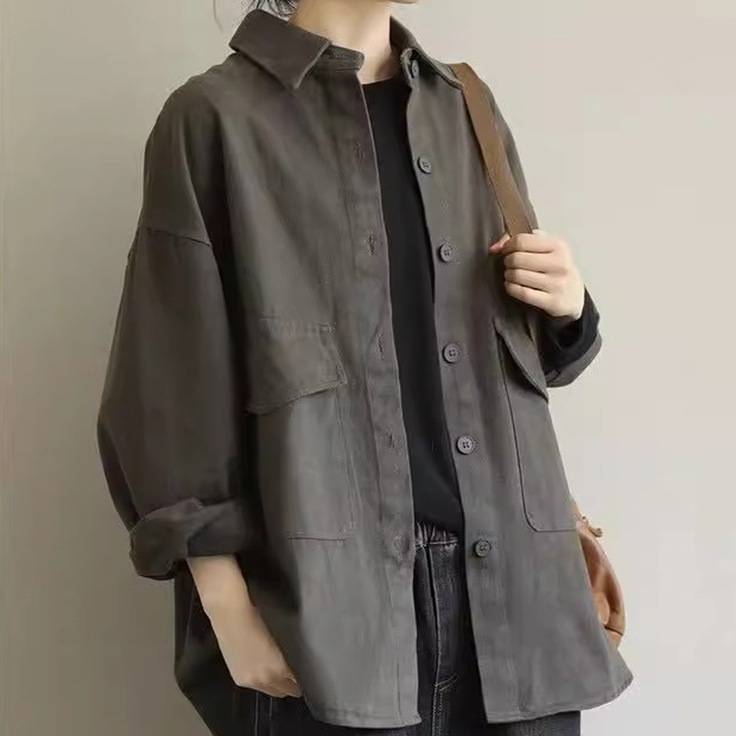 アウター ジャケット デニムジャケット 長袖 襟付き 前開き ボタン ポケット ミディアム丈 かわいい 大人可愛い きれいめ シンプル 上品 おしゃれ かっこいい カジュアル こなれ感 個性的 主役級