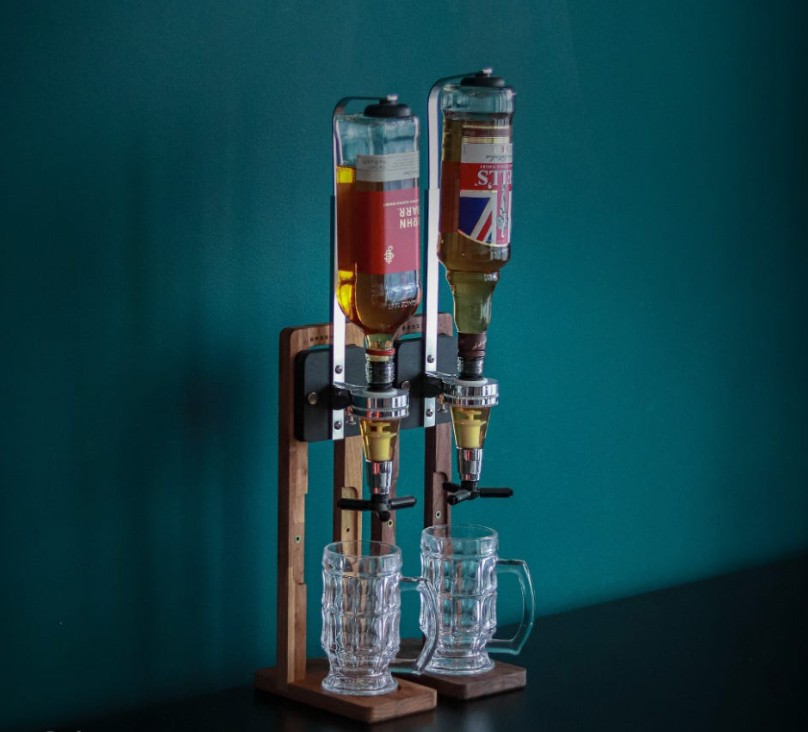 BRESSMIT ウイスキーディスペンサー シングルハイボール ホームバー 新居祝い ギフト ウォッカ 洋酒 Handmade