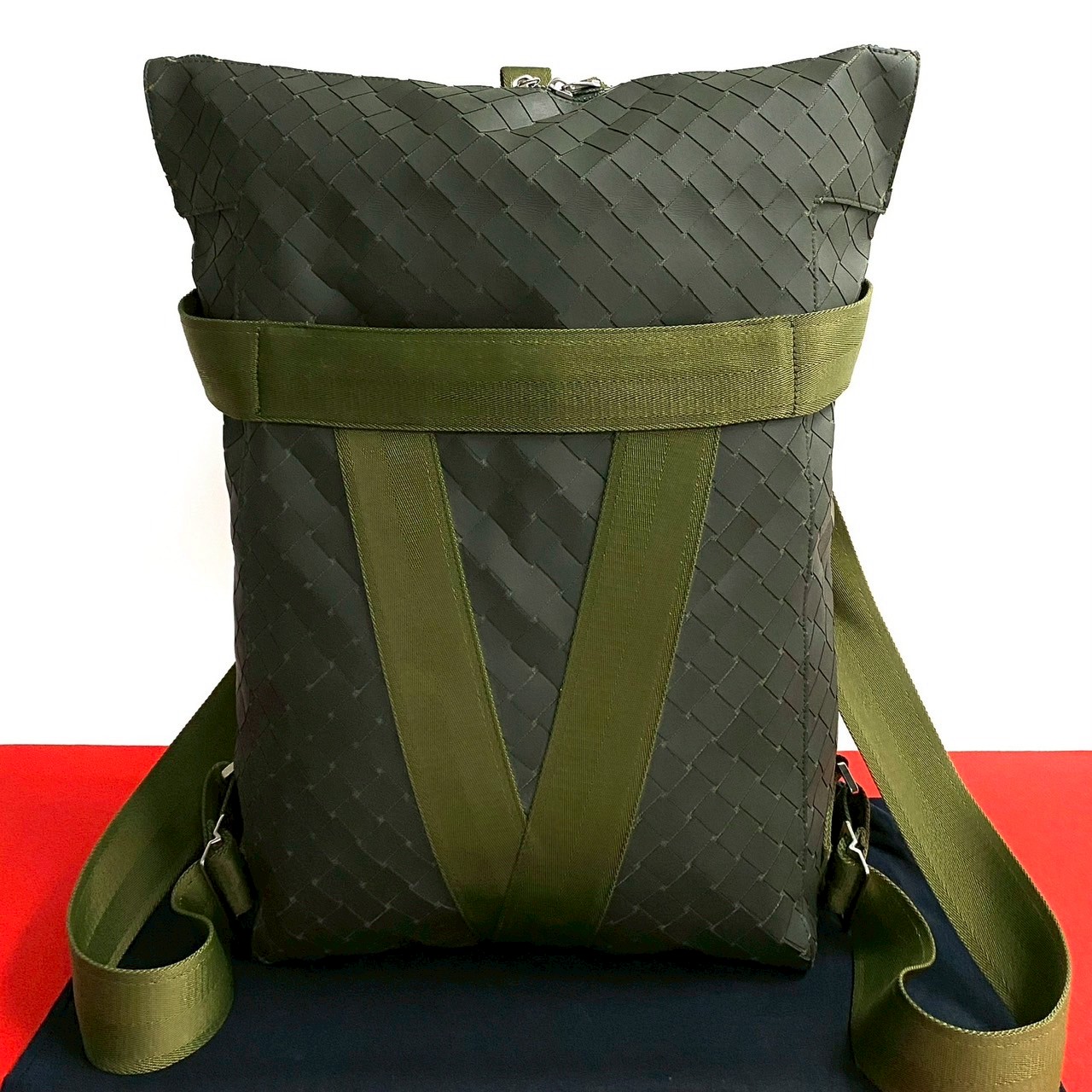 ニューラバー イントレチャートリュックサック ナイロン ラバー カーキ 47369