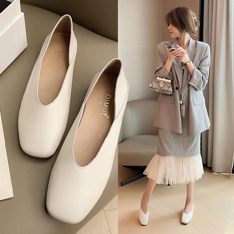 パンプス レディース フラット ぺたんこパンプス ローヒール スクエアトゥ 柔らかい PU レザー風 大人可愛い きれいめ シンプル 上品 春 夏 秋 冬 オフィス デート 歩きやすい 痛くない