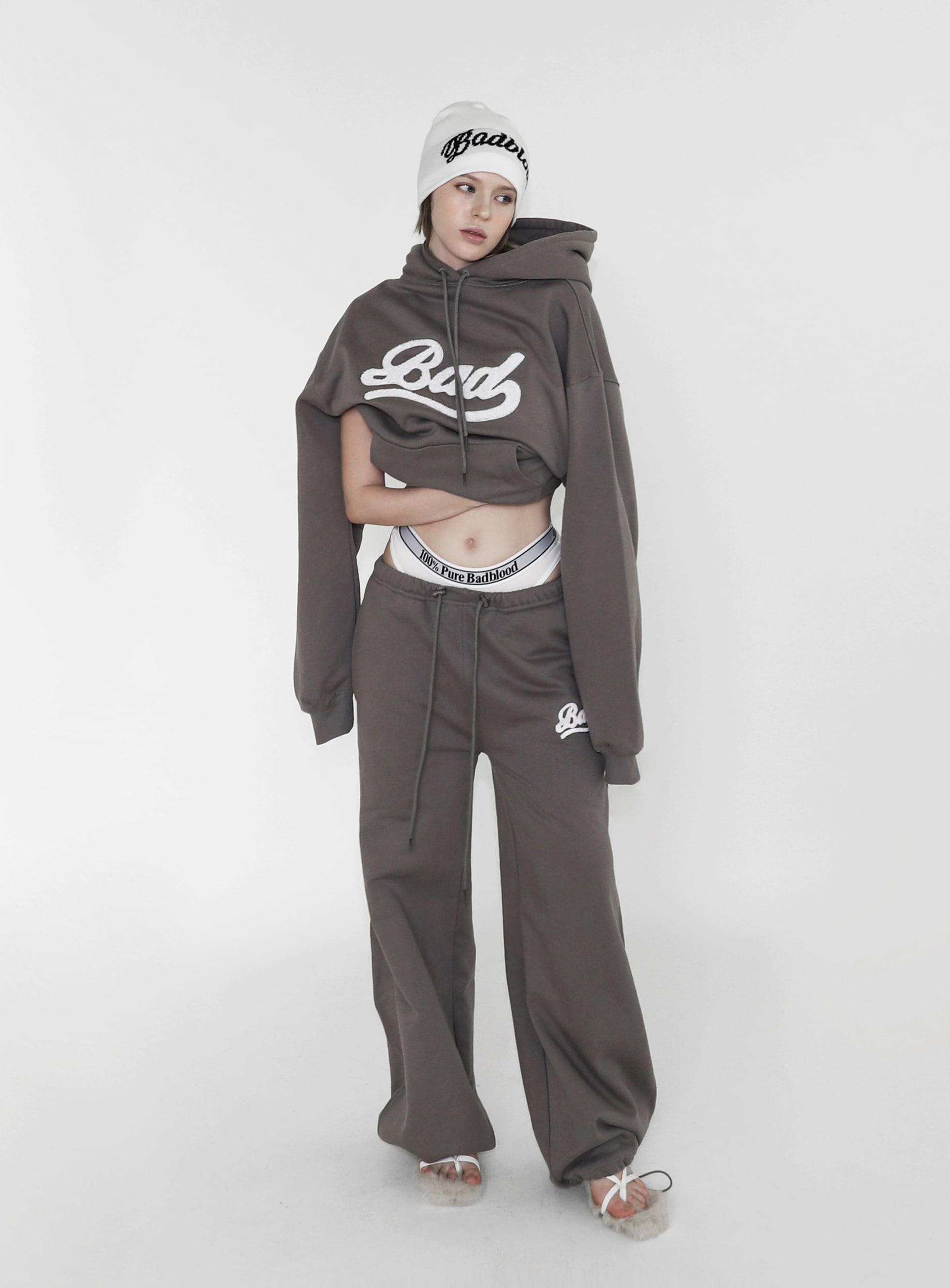 【BADBLOOD】 BAD APPLIQUE JOGGER LOOSE FIT : GRAY