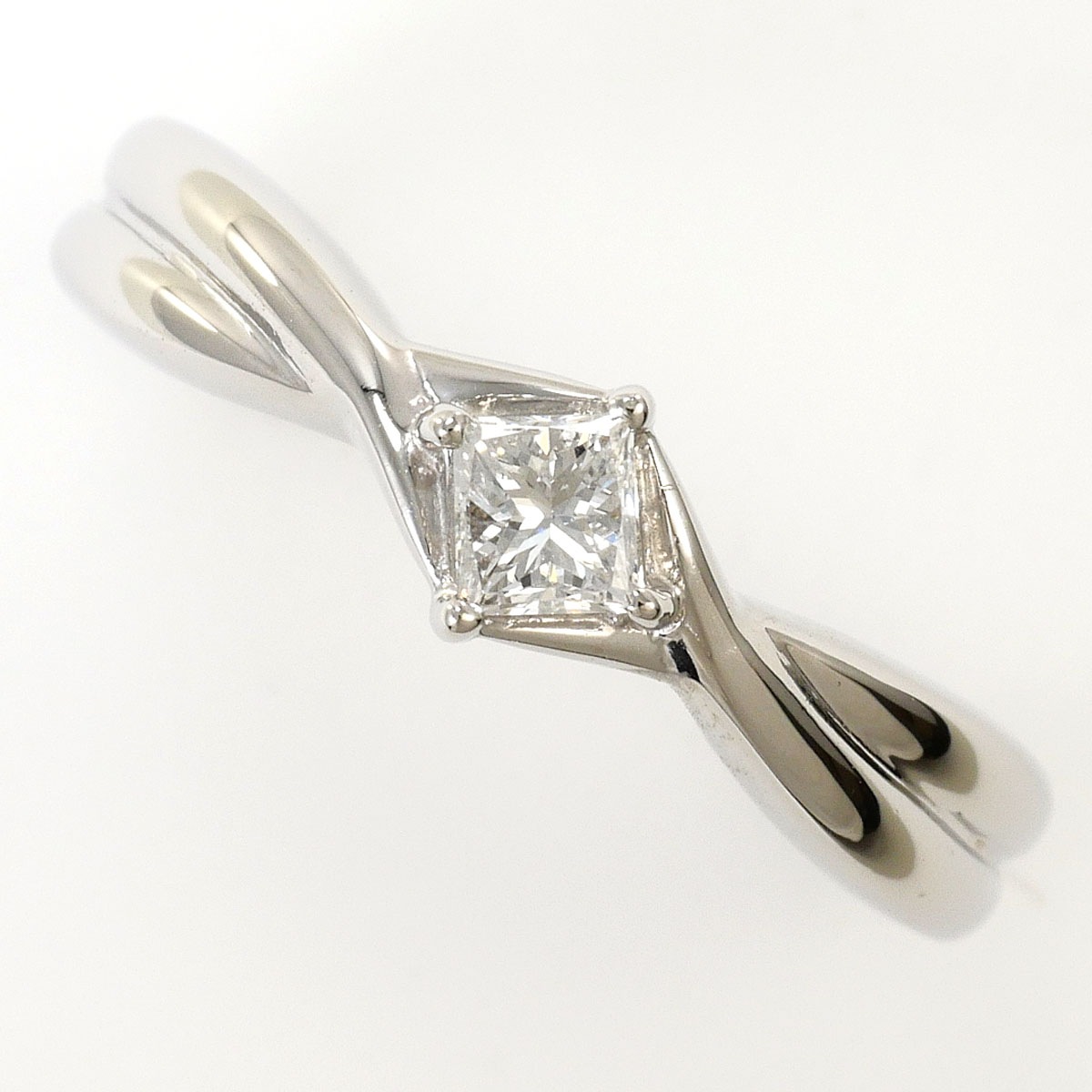 PT900 プラチナ リング・指輪 9号 ダイヤモンド 0.17ct 総重量約3.7g ジュエリー 中古