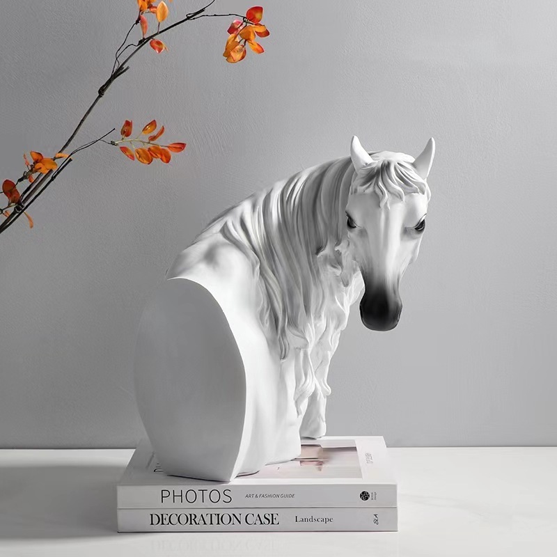 モダンでシンプルなホワイトホース ヘッド 馬の頭