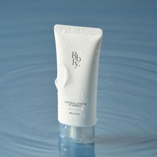 コントロールローションUV・シールド(SPF45 PA+++)+マスクパックをプレゼント 5,440円