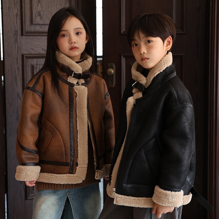 子供服男の子スエードジャケット2024秋冬子供用レザージャケット冬毛皮一体型ベルベット増粘