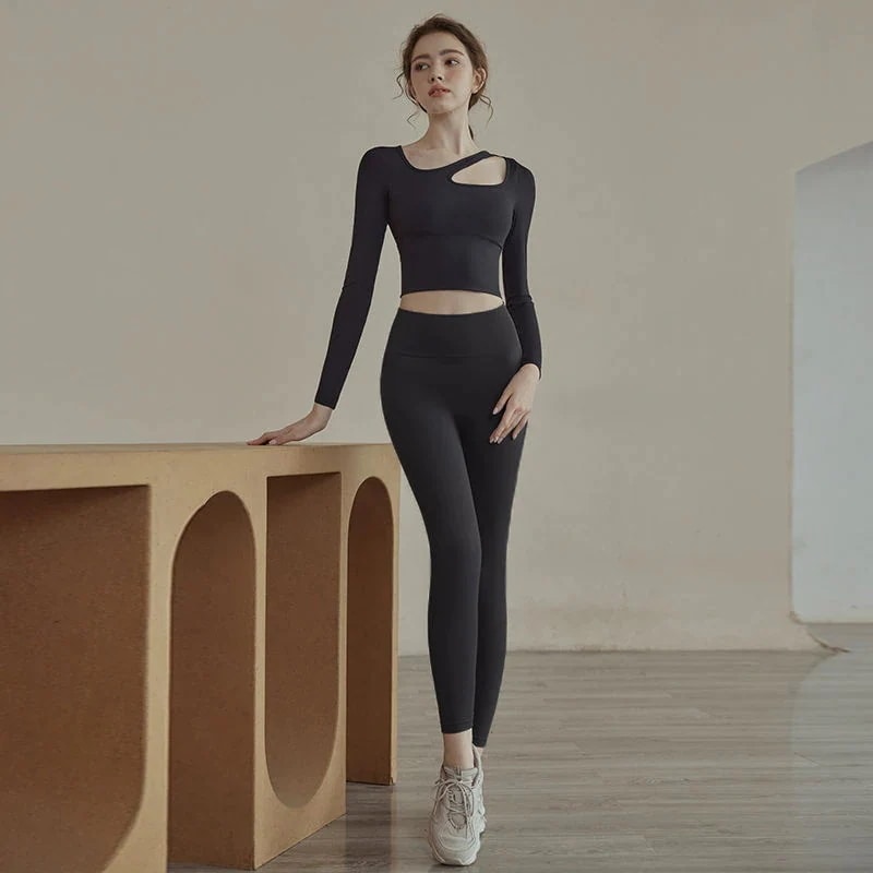おしゃれヨガウェア ヨガウェア タイト トップス レディース ホットヨガ フィットネスウェア スポーツウェア ロング 上下セット 韓国ファッション30%制限
