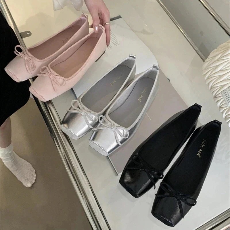 26新作 大人気 美脚 フラットシューズ スクエア靴 パンプス レディース ファッション セクシー 気質 かわいい 蝶結び