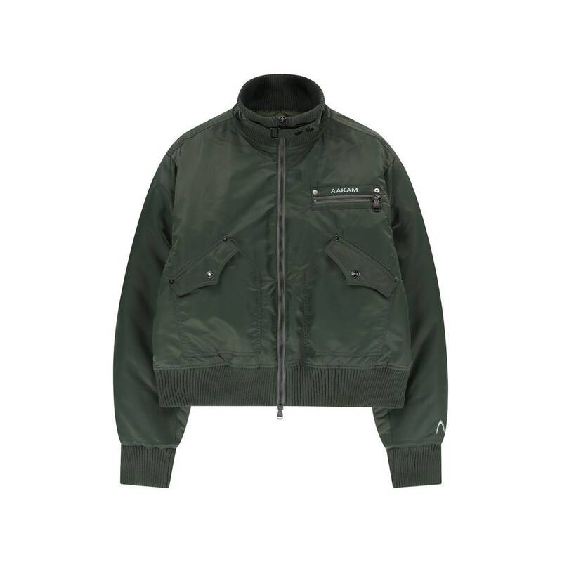 アカム AAKAM ハイネックボンバージャケット カーキ 499830