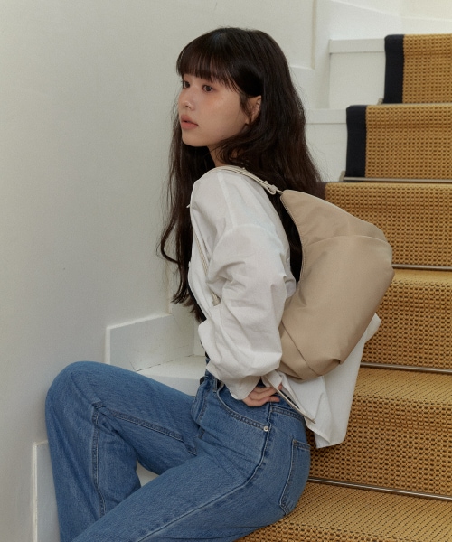【OVHEE】 Loeb Nylon Hobo Bag_Beige ショルダーバッグ 正規品
