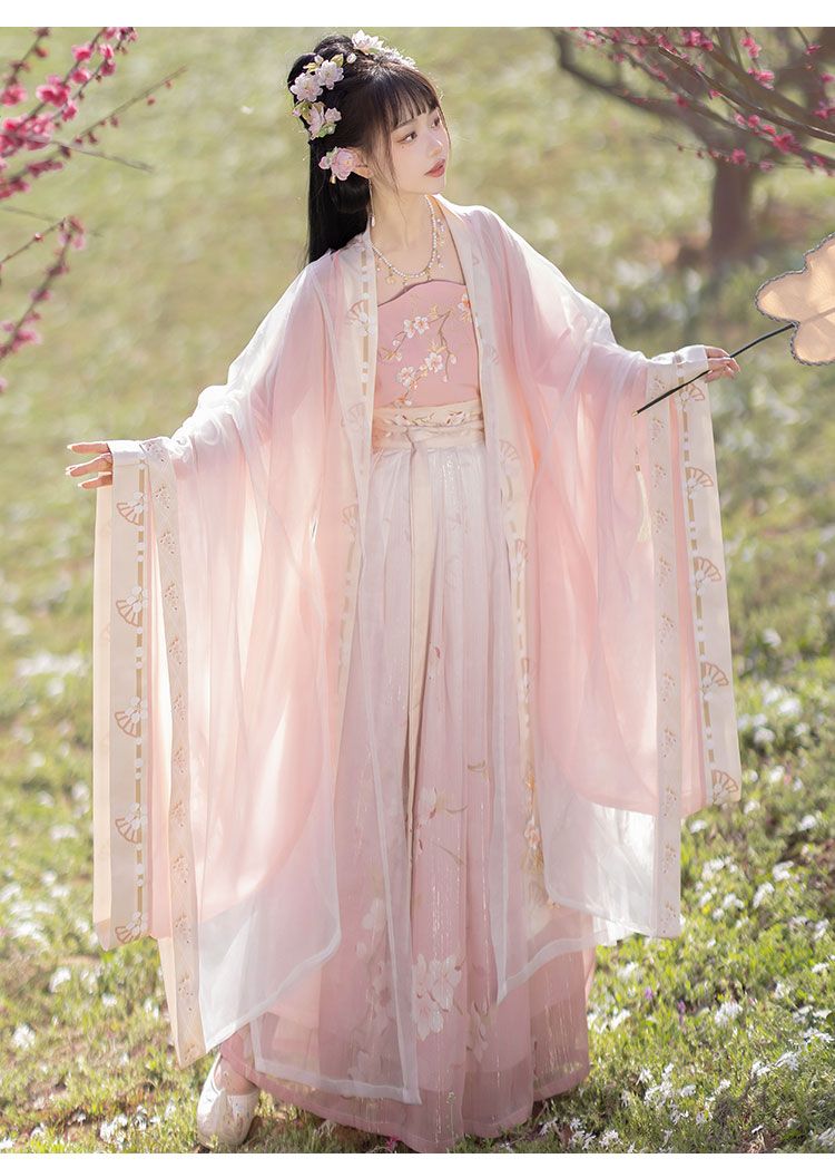 漢服 花刺繍 4点セット 羽織 キャミソール スカート お姫系漢服 華やか チャイナ服 中華コスプレ衣裳 中華衣装 唐朝 中華ドラマ 時代劇 コスチューム 華流 ハロウィン 衣装 漢唐古典衣装 学園祭