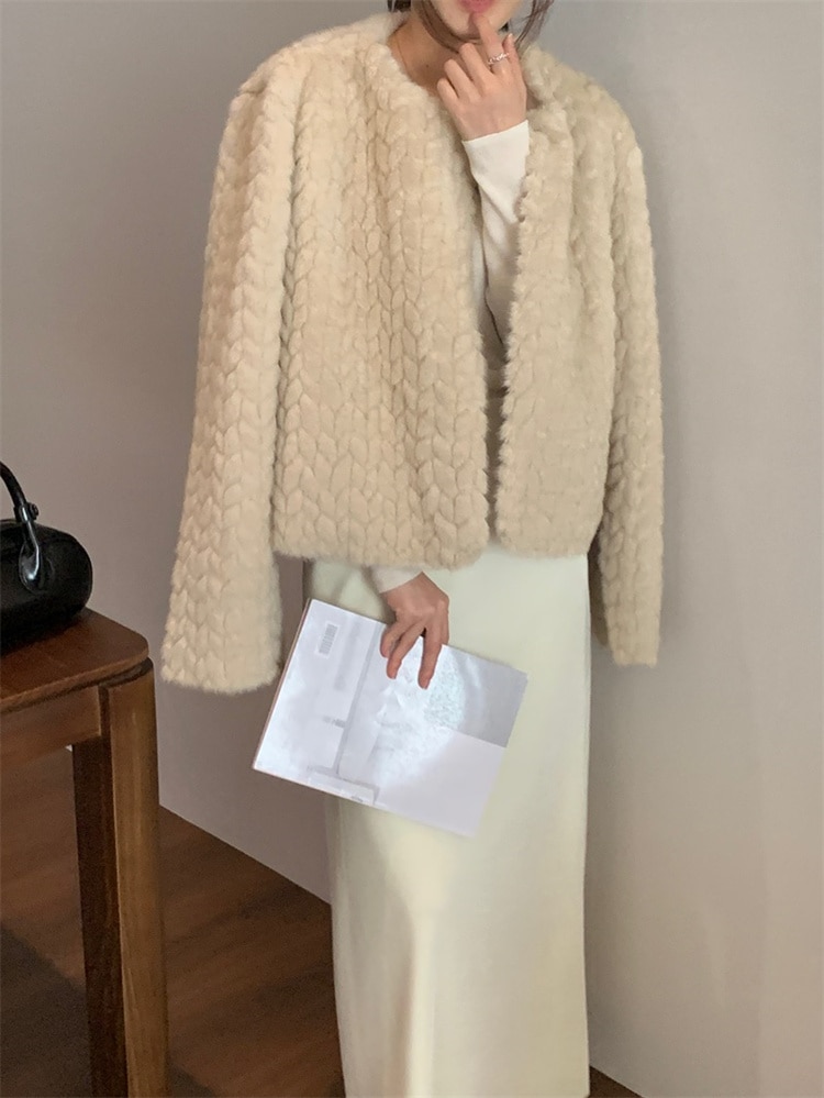 韓国ファッション 気質 コート ラウンドネック 麻花テクスチャ 毛皮コート ショートコート ゆったりする ギャザリング