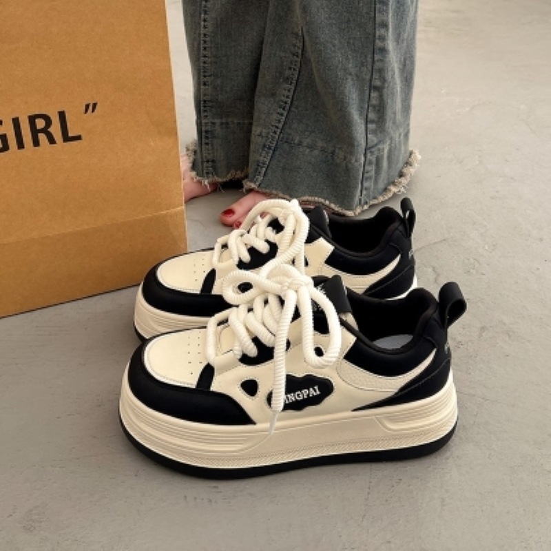 靴 スニーカー スポーツシューズ レディーススニーカー 厚底スニーカー 厚底 歩きやすい 履きやすい 走れる 疲れにくい PU シンプル カジュアル 大人 おしゃれ 春 秋 冬 レディース お出かけ