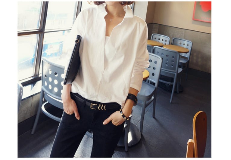 トップス シャツ 白シャツ 白トップス 袖あり 7分袖 七分袖 Vネック 襟付き セミフレア レース 刺繍 透け感 シースルー 綿 かわいい 大人可愛い きれいめ シンプル カジュアル 大人 上品 w