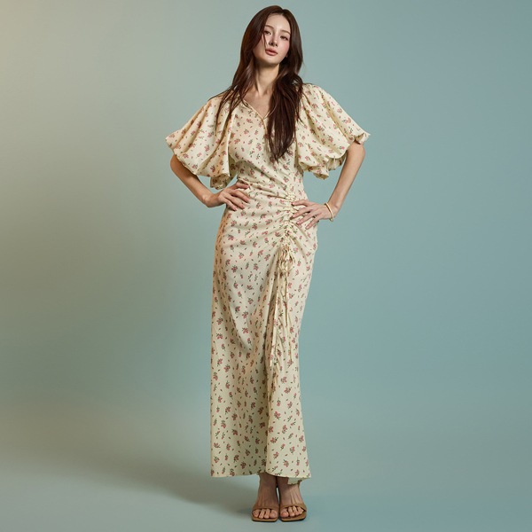 D5040 フラワー シャーリング ワンピース 9,615円