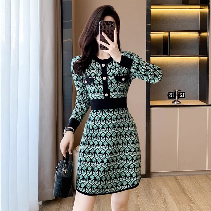 ワンピース ニットワンピース ワンピドレス ショート丈 長袖 Aライン ニット かわいい 大人可愛い きれいめ カジュアル 大人 上品 おしゃれ お洒落 かっこいい 大人女子 ラブリー キュート