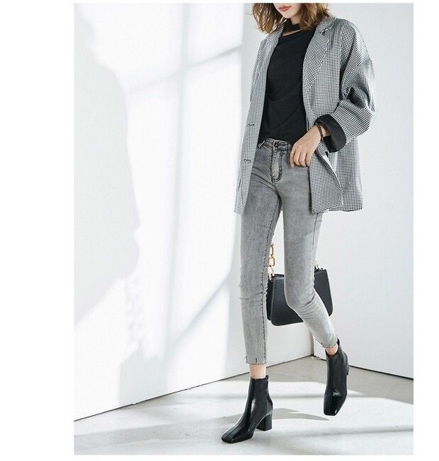 ブーツ ショートブーツ ハイヒール 厚底 きれいめ シンプル カジュアル 大人 上品 おしゃれ お洒落 かっこいい レトロ エレガント きちんと感 モダン 主役級 存在感 こなれ感 抜け感 10代