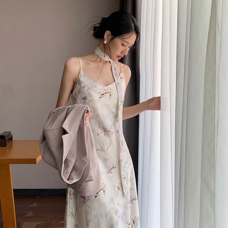 【急速出荷!】キャミワンピ 2025春新作クラッシュフラワーサスペンダードレス女性プリントミディアムロングスカート