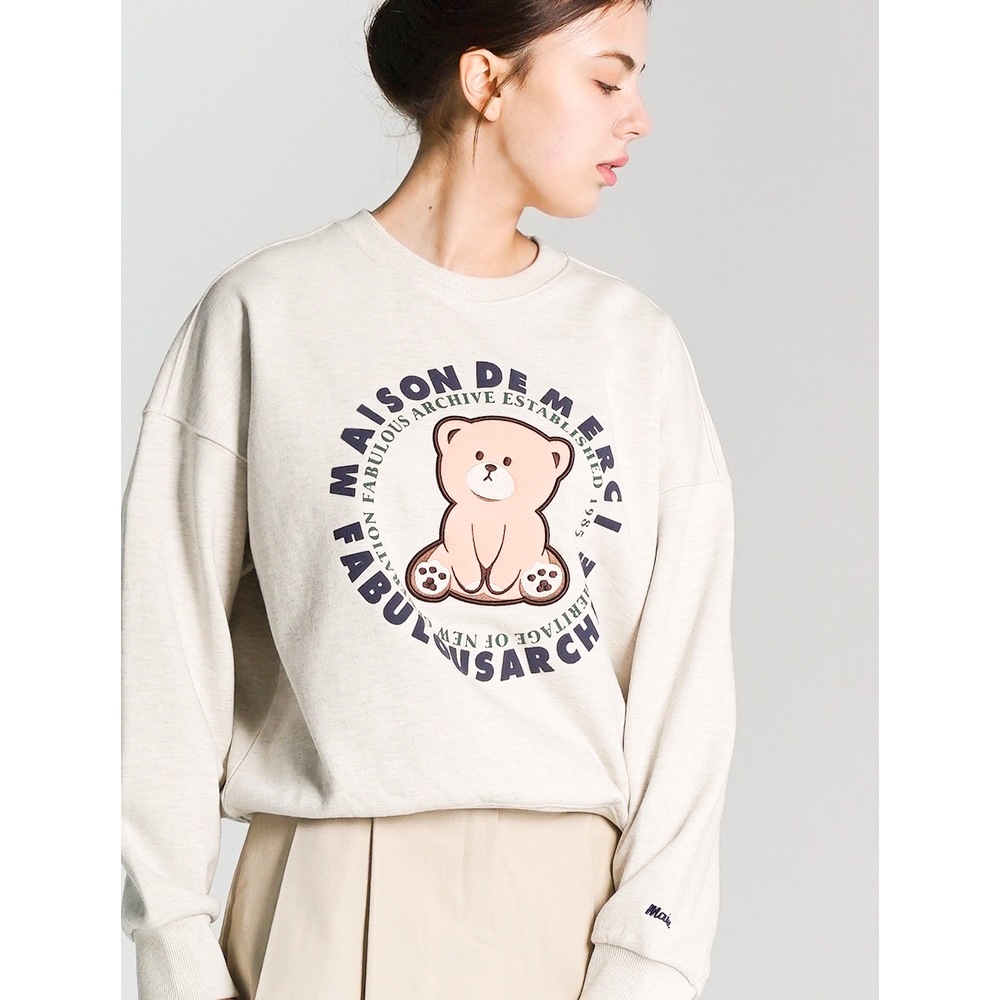 ファビュラスアーカイブレディースクロップリトルベアフレンズ 3D スウェットシャツオートミール (FCD1TS202W)