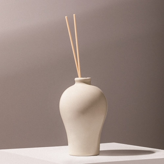 テイラーセンツ x 光州要 メッドディフューザー 200ml 4種類 中1