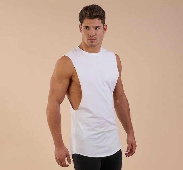 【送料無料】GymShark　ジムシャーク　eaze sleeveless　 ホワイト【White】　メーカー直輸入品！　Lサイズ
