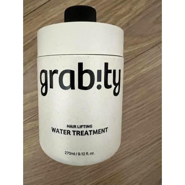グラビティ ヘアリフティング ウォーター トリートメント 270ml