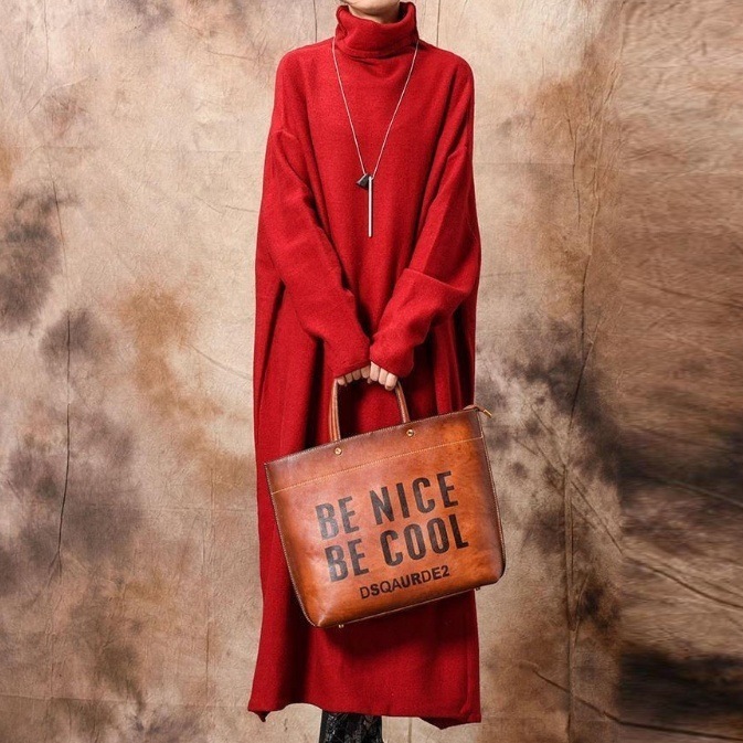 【2023秋冬の新型韓国版】 ビックシルエット ハイネック レトロ 無地 体型をカバー 防寒 秋冬 Aライン ニットワンピース