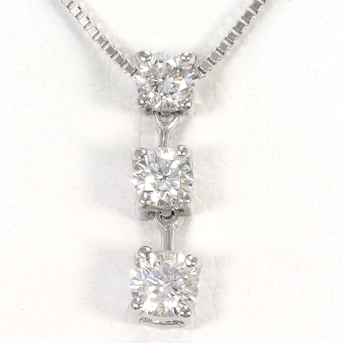K14 14金 WG ホワイトゴールド ネックレス ダイヤモンド 0.30ct 総重量約1.3g 約40cm ジュエリー 中古