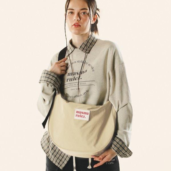 ハーフムーンクロスバッグ_ベージュ