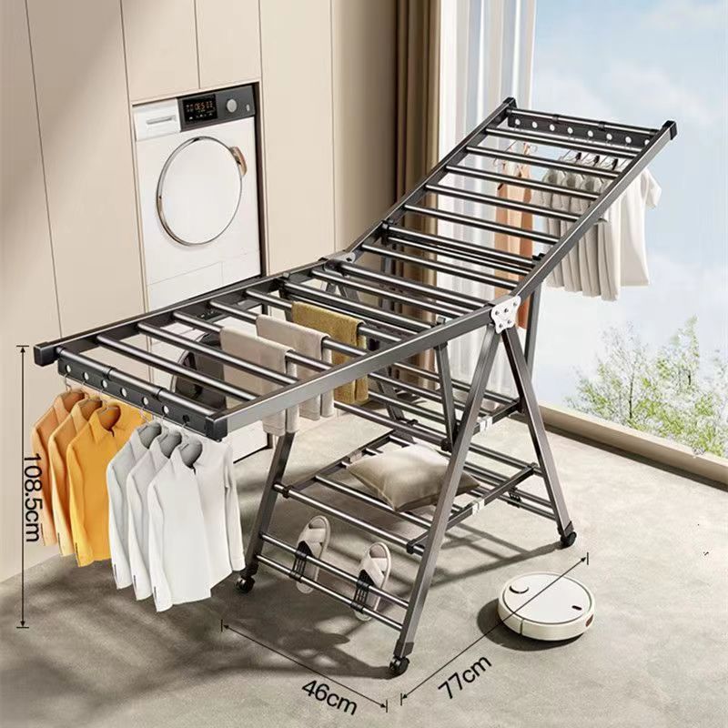 折りたたみ式物干しハンガー太く厚くしたベランダ物干し竿で室内外の物干しハンガーを調節して神器を干すことができます