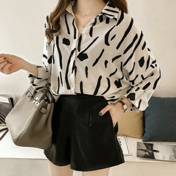 トップス シャツ 袖あり 長袖 Vネック 襟付き ストレート Iライン 前開き 薄手 かわいい 大人可愛い カジュアル 大人 おしゃれ お洒落 かっこいい レトロ 大人可愛い 大人女子 こなれ感 ラフ