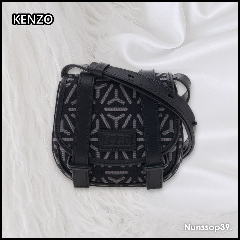KENZO FC65PM508L45 99 ロゴ クロスバック 22,382円