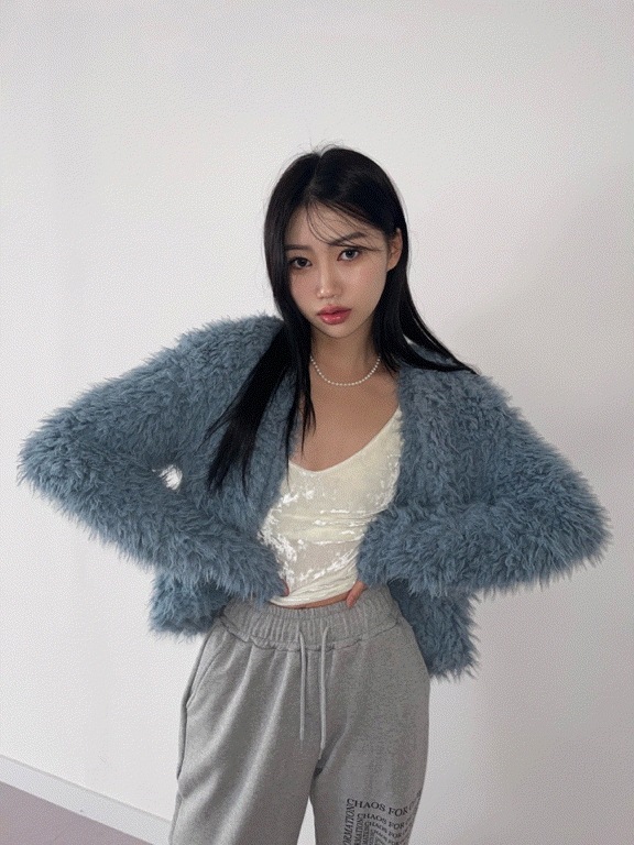 クリームファーカーディガン