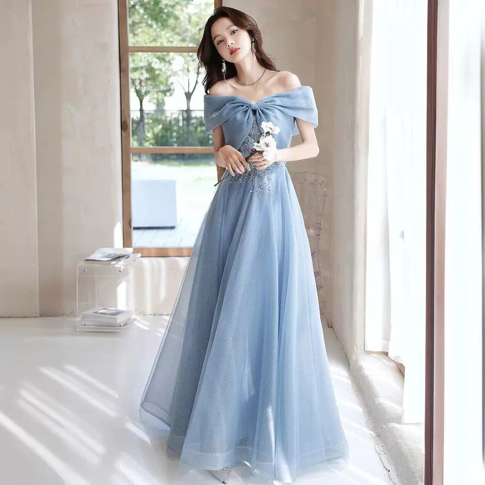 ワンピースドレスドレスワンショルダードレス2025夏の気質スタイルホストブルーセンスバンケットドレス