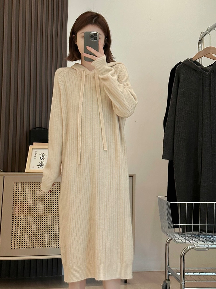 フード付きジャンパーニットドレス子供秋と冬2024新しい服の上にロングスカートの内側
