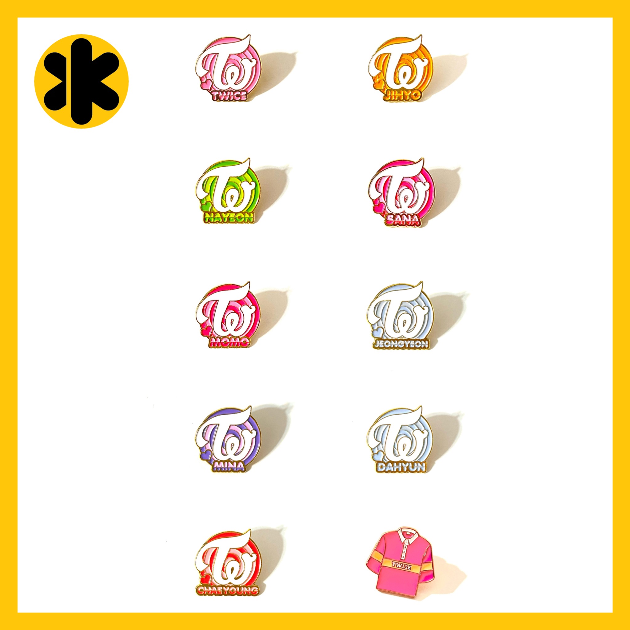 Qoo10] TWICE ロゴ メタルピンバッジ KP : KPOP