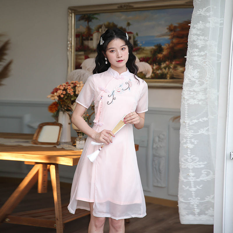 中国スタイルの女性韓服刺繍チャイナ文学レトロロングチャイナスカート韓服タッセルスプリットドレス