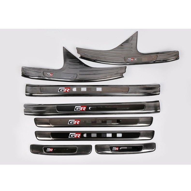 スカッフプレート新型　カムリ　70系　CAMRYガソリン車 専用　ステップガード 内側＋外側　二色