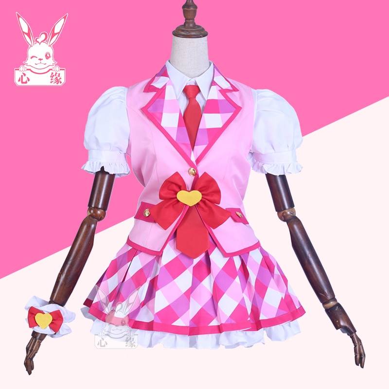 アイドル活動星宮いちご衣装playで帽子と手首のアクセサリーをプレゼント