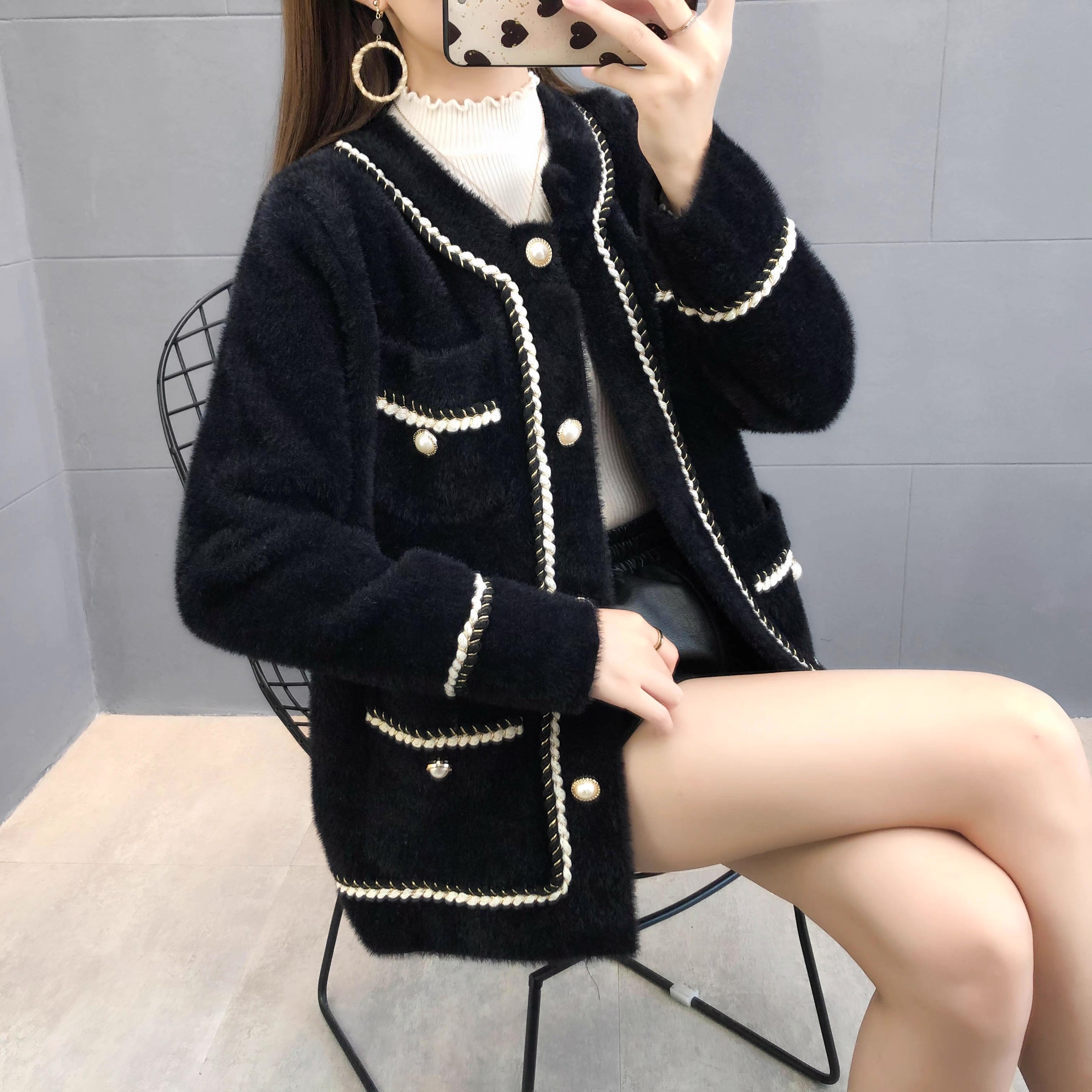 レディース ジャケット 上着 ノーカラージャケット 長袖 Uネック ラウンドネック フェミニン ポケット 前開き コンサバ ボタン かわいい 大人可愛い きれいめ 上品 おしゃれ かっこいい レトロ 5,151円